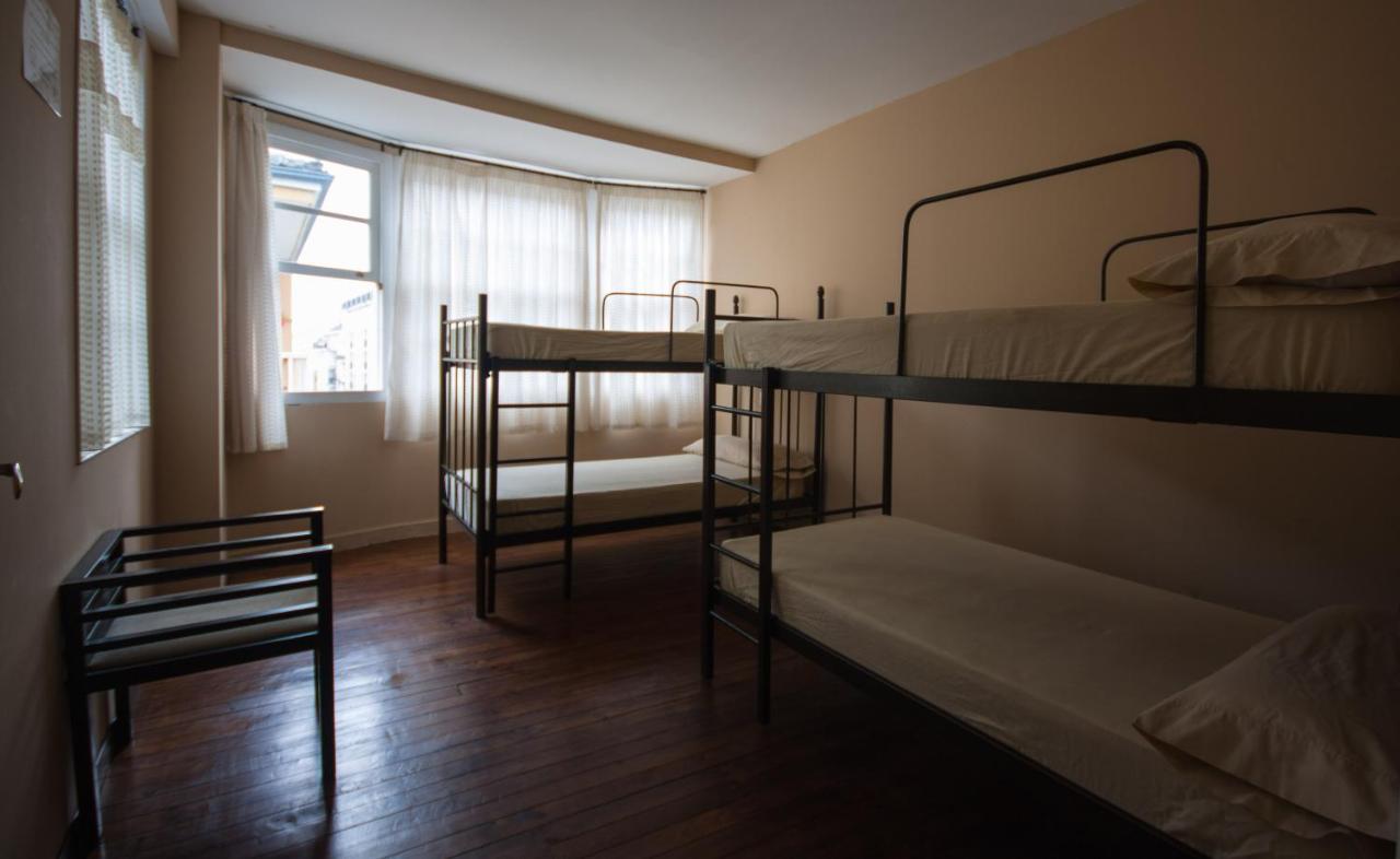 Casa Peltre Hostel ซาร์เรีย ภายนอก รูปภาพ